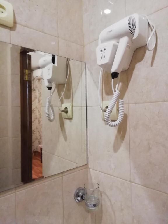 Гостевой дом Mini-hotel Yanson 2 Гагра
